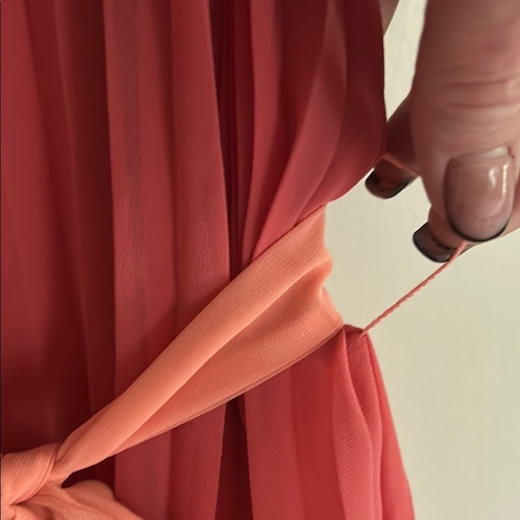 Pink Sleeveless Mini Sundress for Casual Occasions - Picture 5 of 6